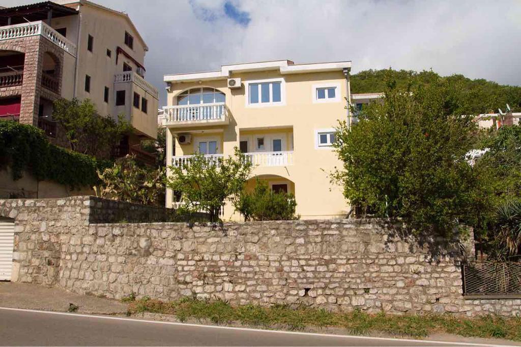 Hortus Apartments Свети-Стефан Экстерьер фото